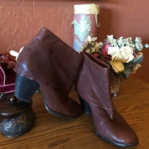 ✨REDUCED✨Vince Camuto Burgandy Leather Boots